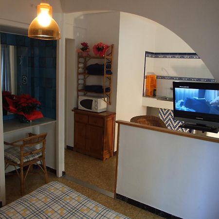 Apartamentos Montserrat Sitges Kamer foto