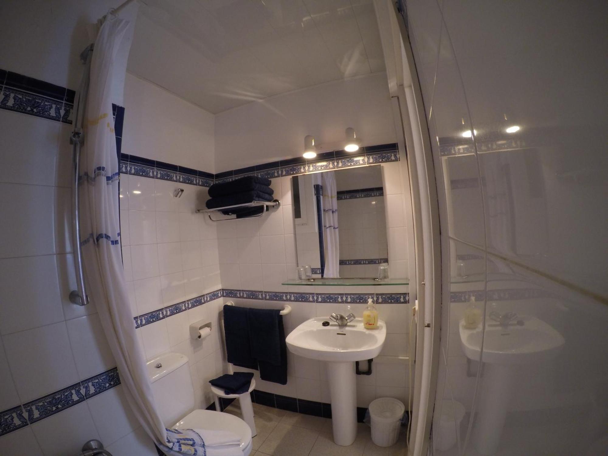 Apartamentos Montserrat Sitges Kamer foto