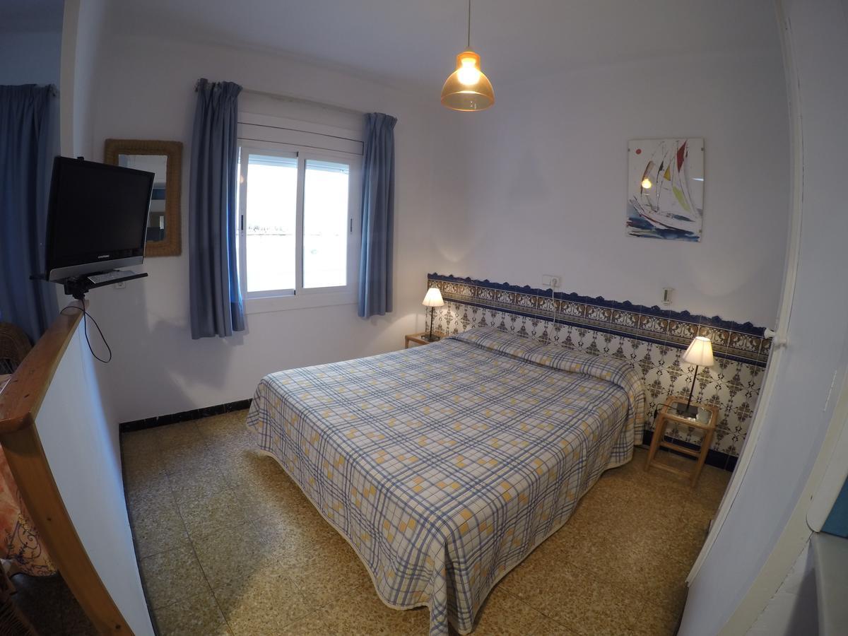Apartamentos Montserrat Sitges Kamer foto